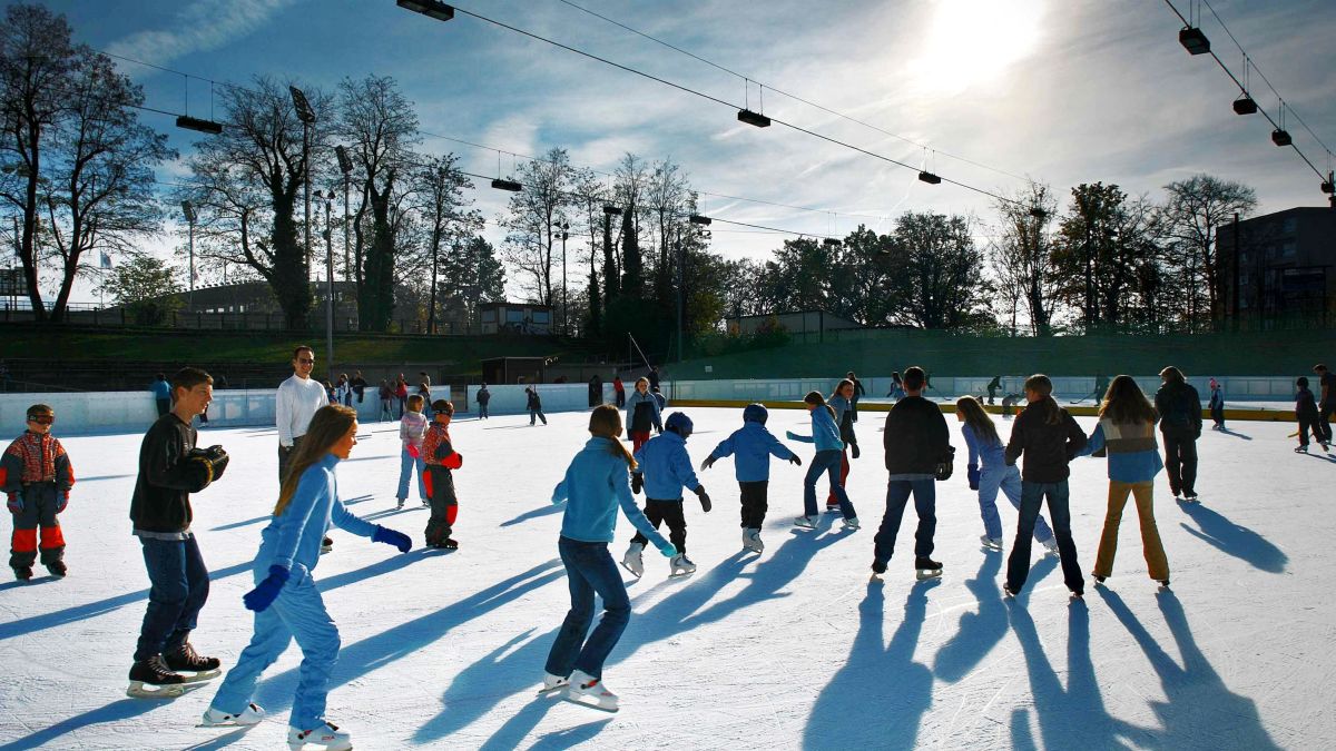 Patinoire de la Pontaise à Lausanne en plein air