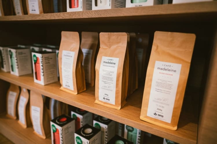 undefined - © Madeleine