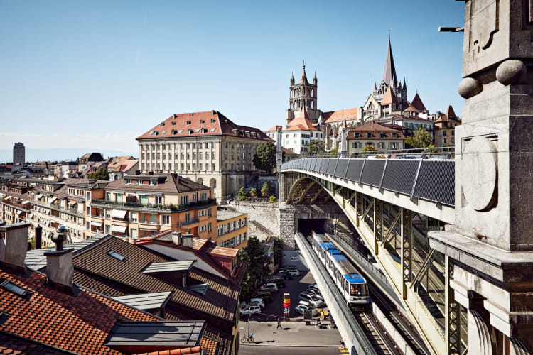 Vue Cathedrale et metro m2 - © Vue Cathedrale et metro m2