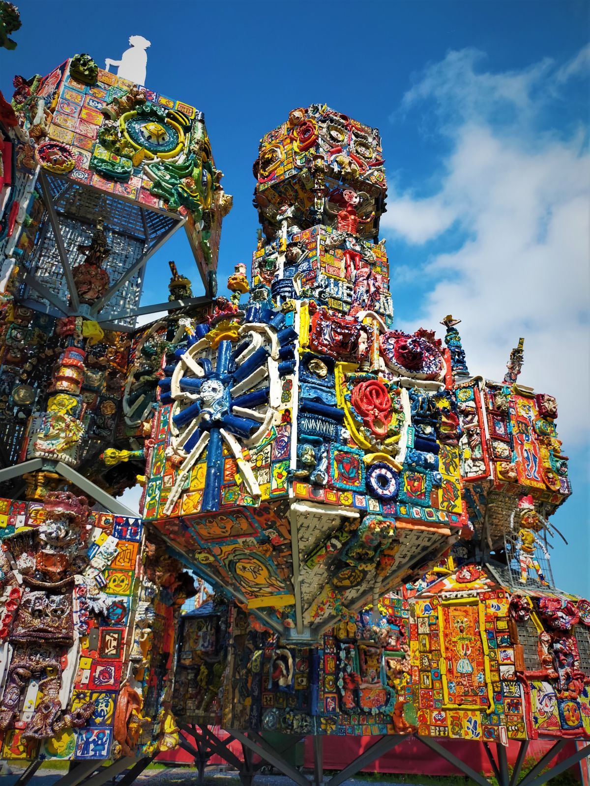 Le Colossal d'Art Brut ORGANuGAMME II