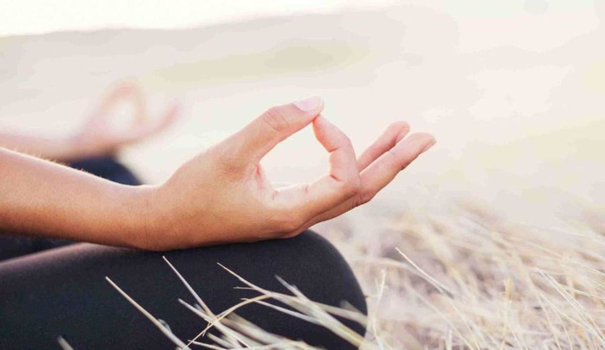 Méditation, Yoga, Ayurvéda: au-delà des pratiques du bien-être?