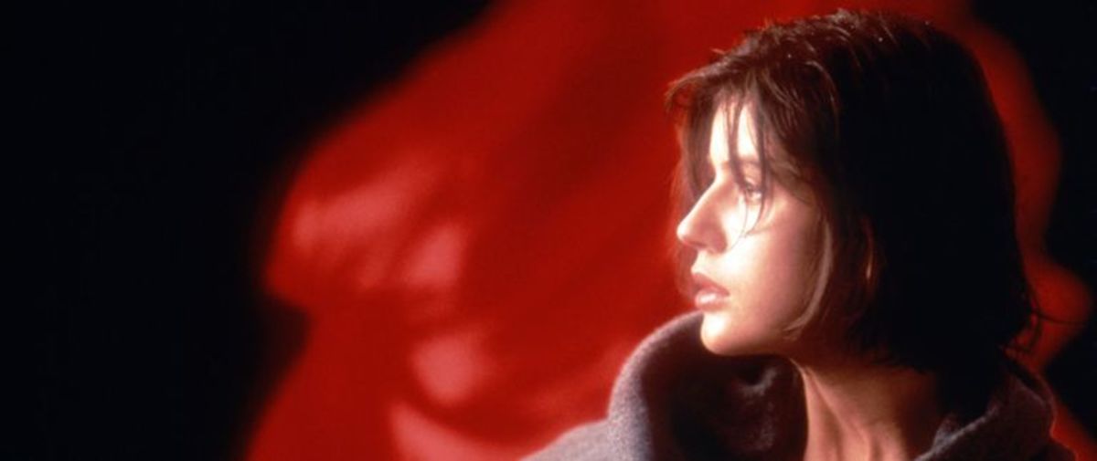 Trois couleurs: Rouge