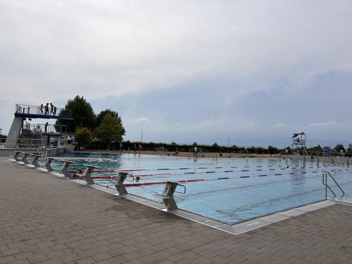 Piscine de Fleur-de-Lys