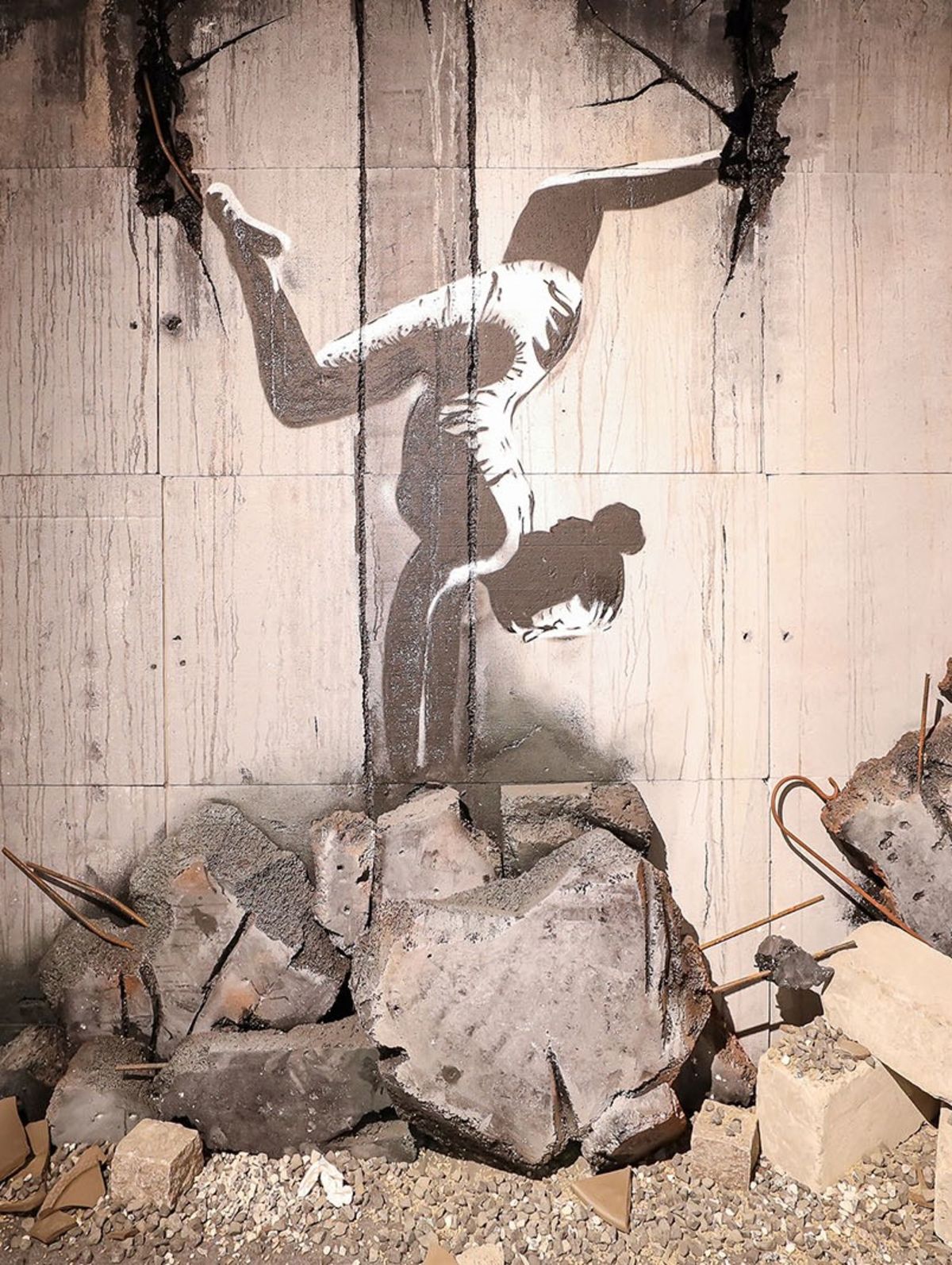 The Mystery of Banksy - A Genius Mind