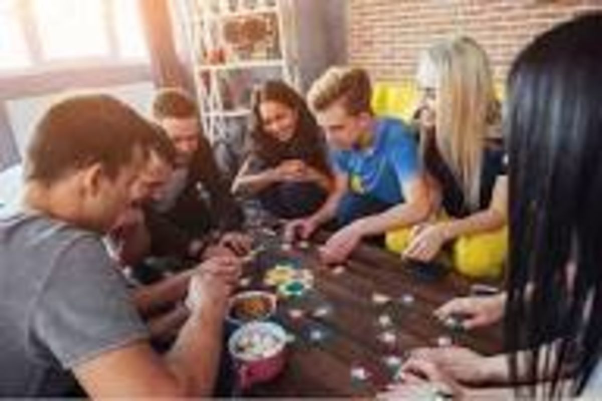 Soir&eacute;e Jeux de Soci&eacute;t&eacute; & Ap&eacute;ro