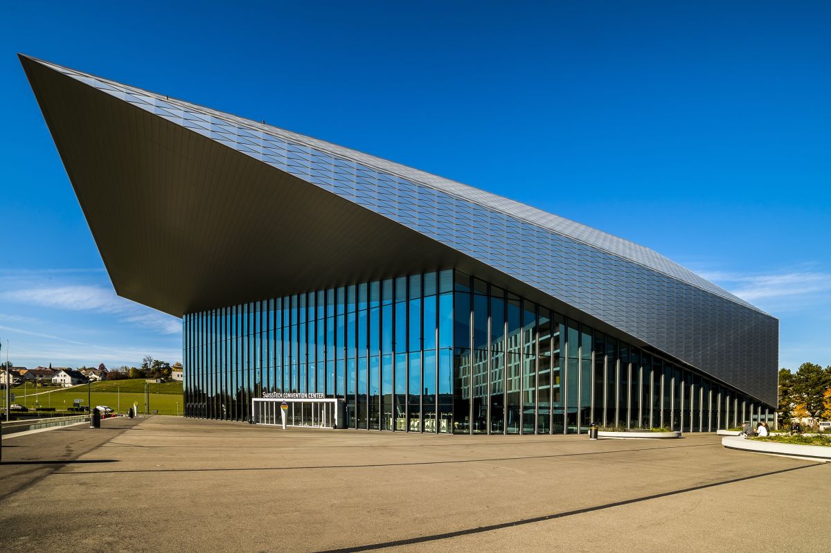 El SwissTech Convention Center