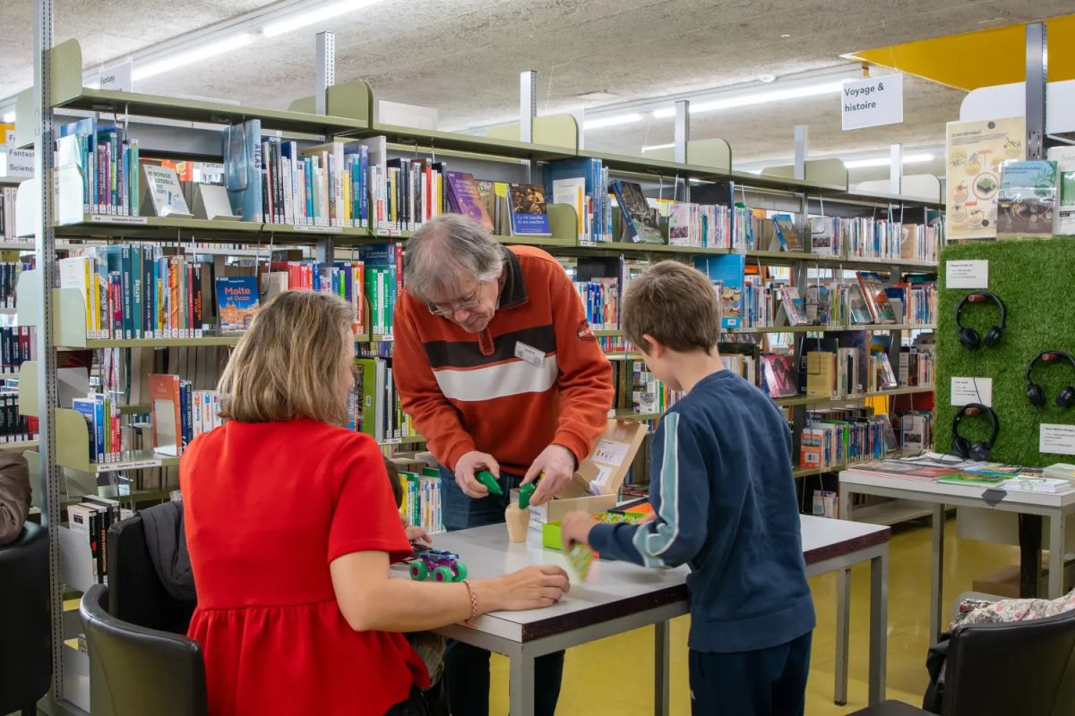 Apr&egrave;s-midi jeux de soci&eacute;t&eacute; &agrave; la Biblioth&egrave;que Montriond