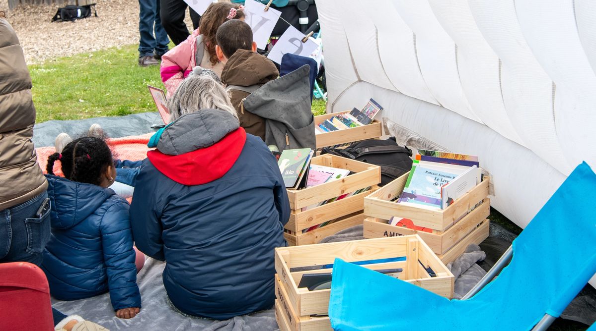 Lis-moi une histoire! &agrave; la Biblioth&egrave;que Bellevaux