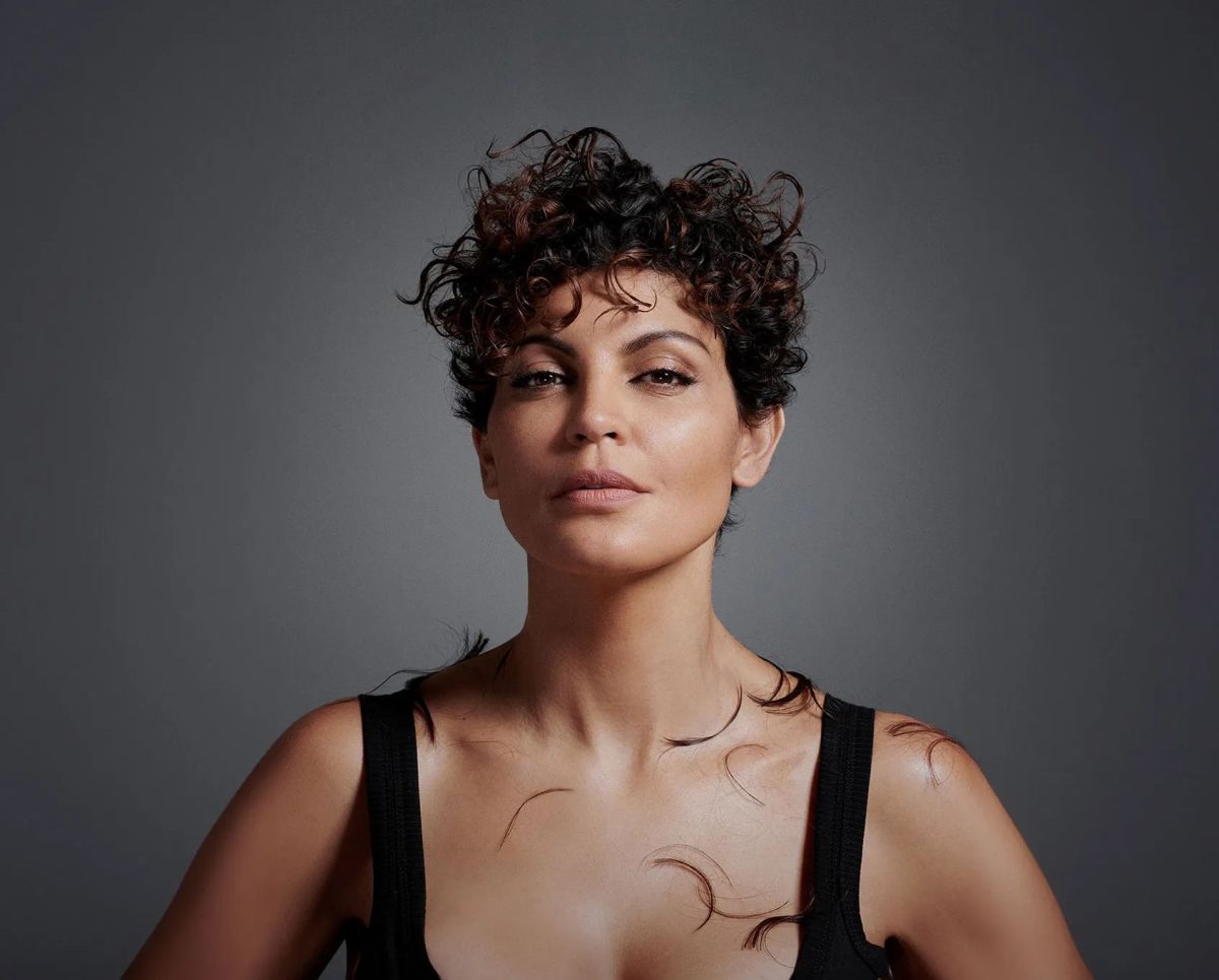 Nawell Madani &ndash; Nawell tout court