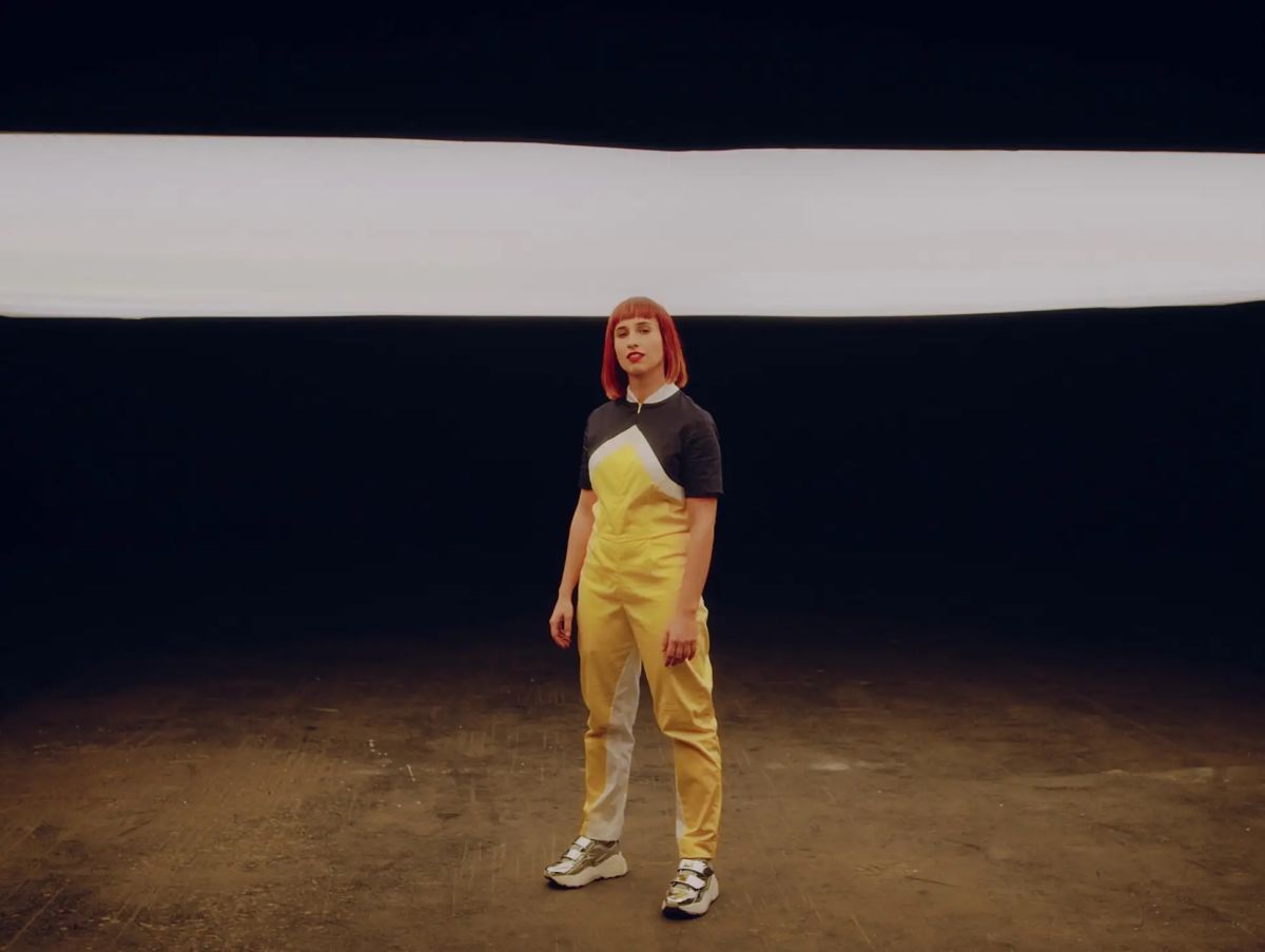 Intro - Mellina Boubetra