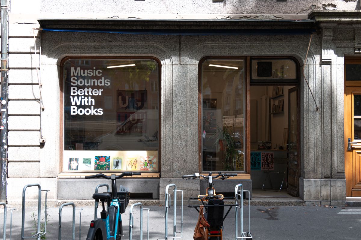 Music Sounds Better With Books