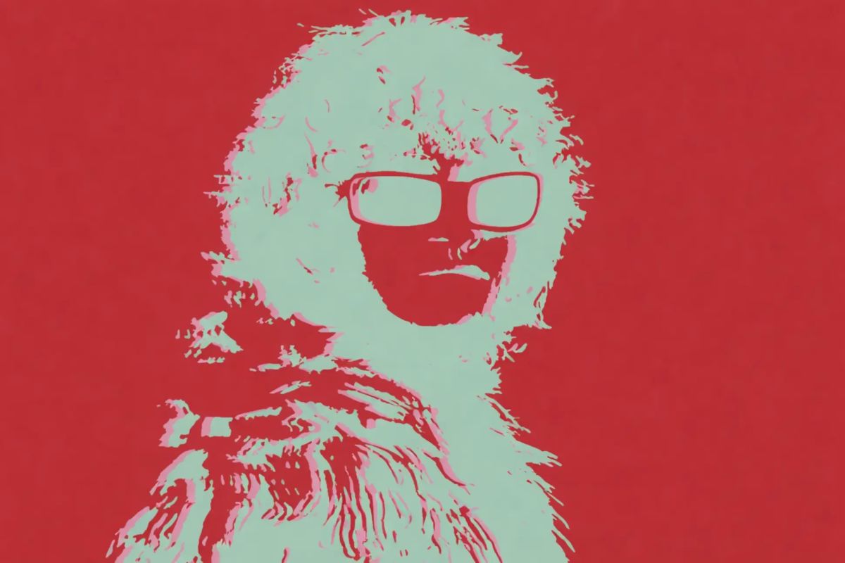 Sous ses lunettes blanches