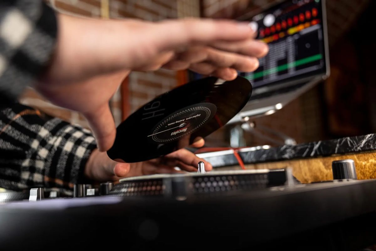 Scratch avec DJ Jo&rsquo;s