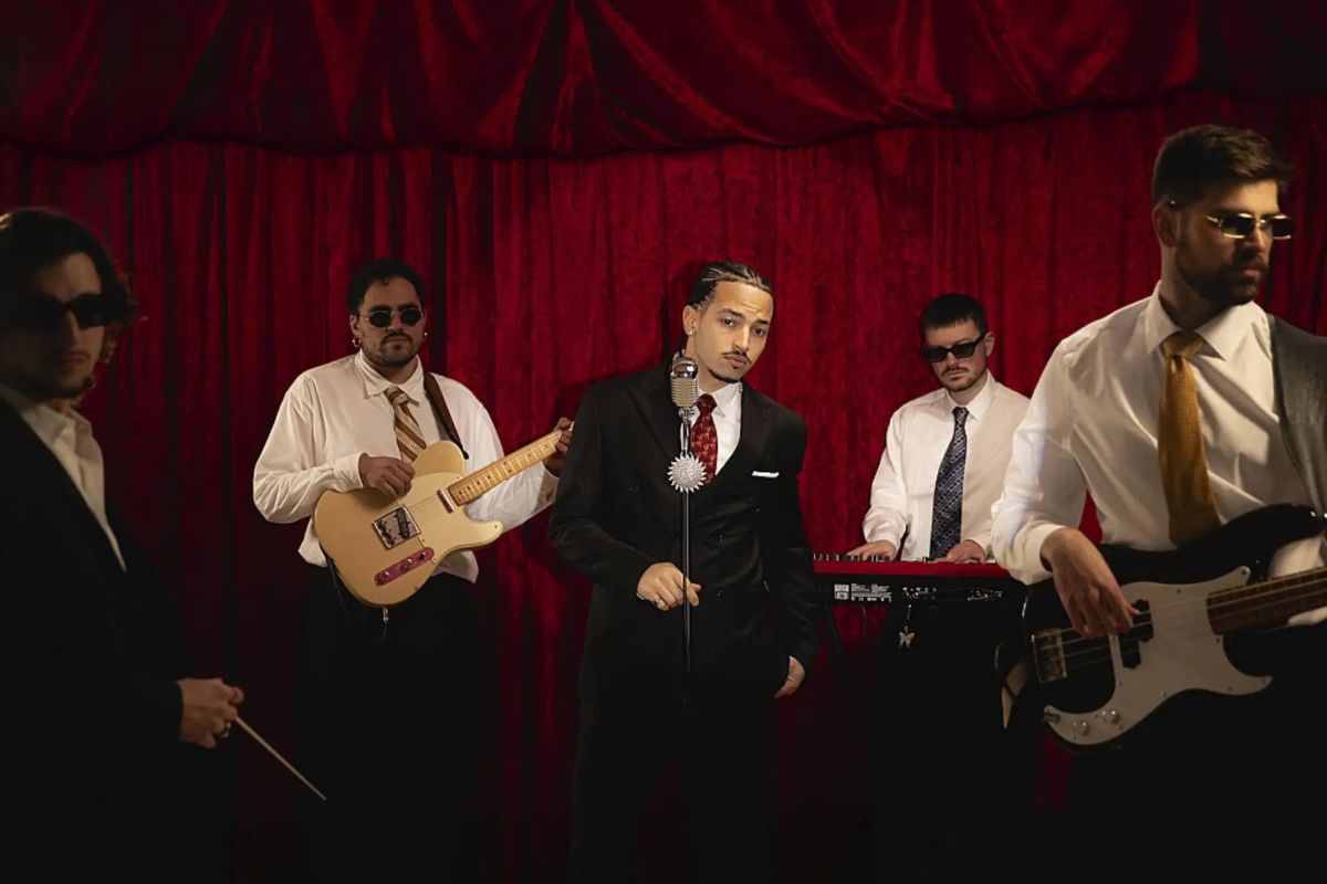Theo Juice and The Sexy Music Live Band