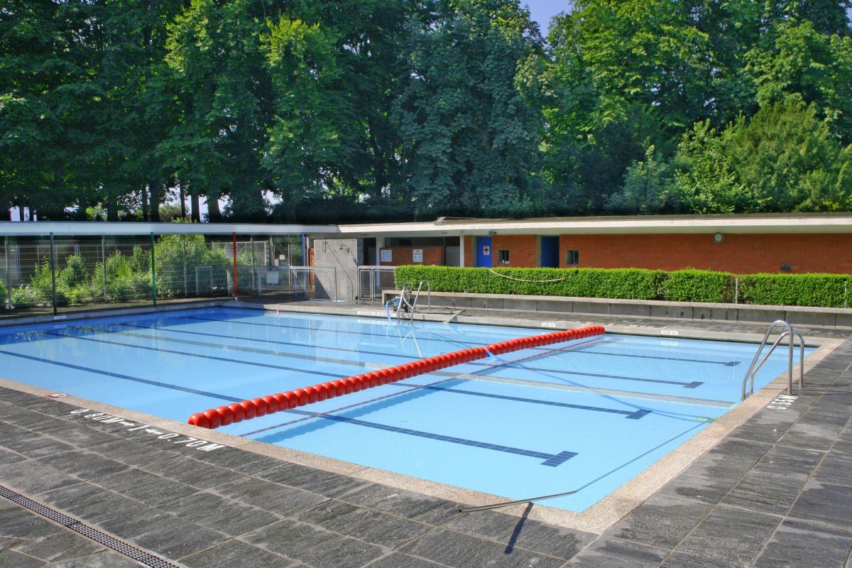Montétan – Swimming pool