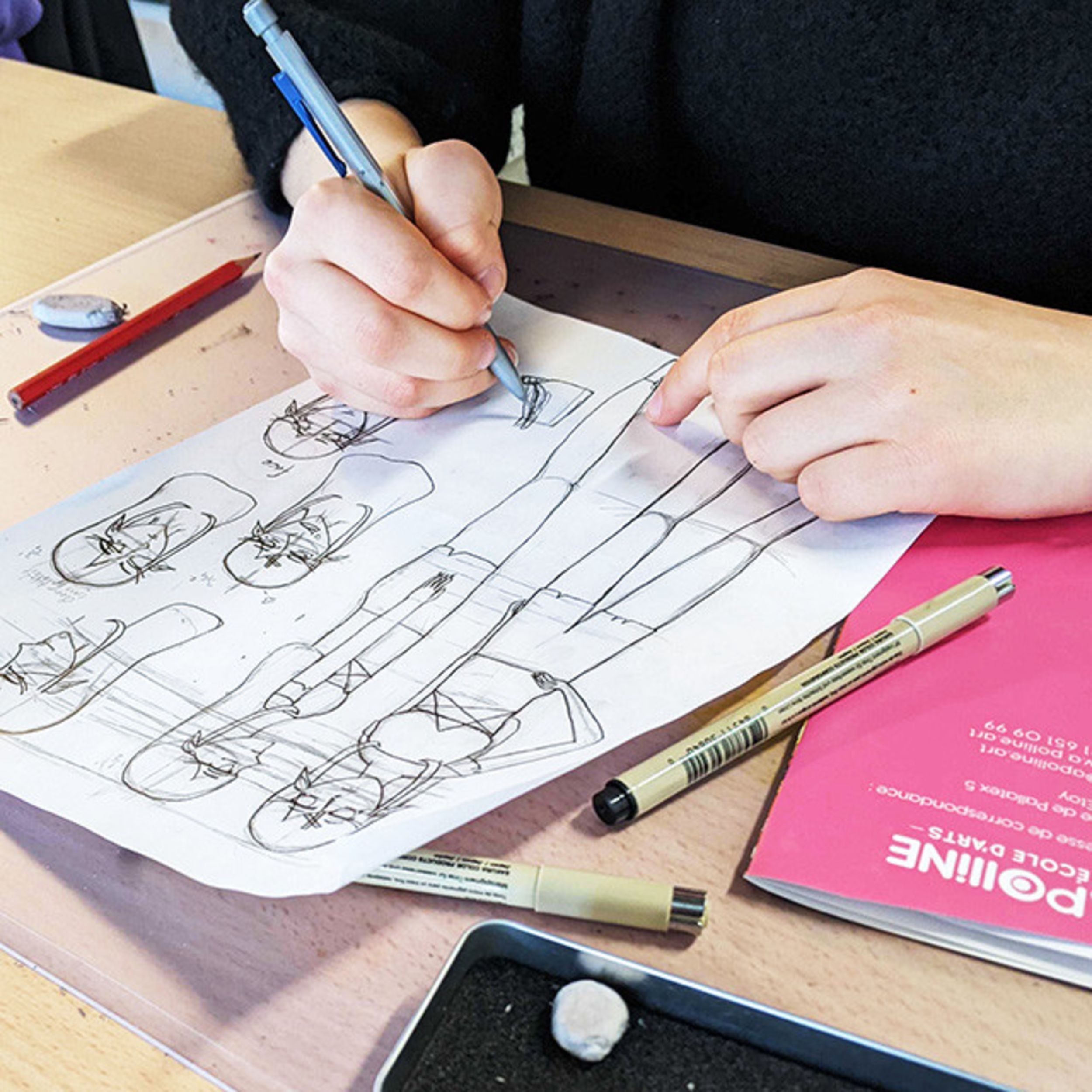 &copy; &eacute;cole d'art Apolline