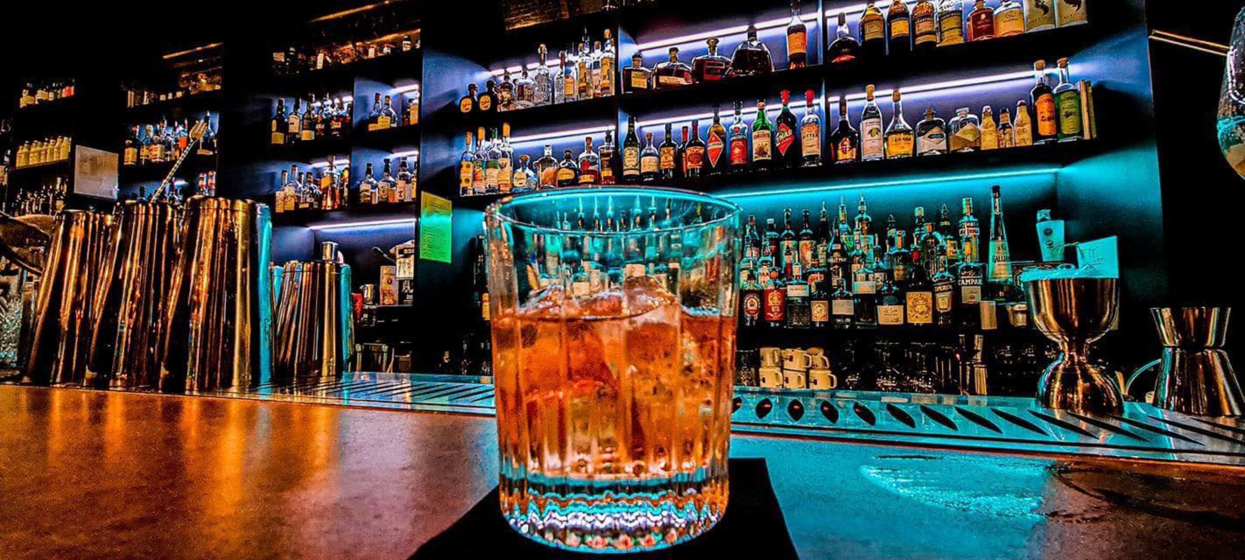 © Lausanne Cocktail Club