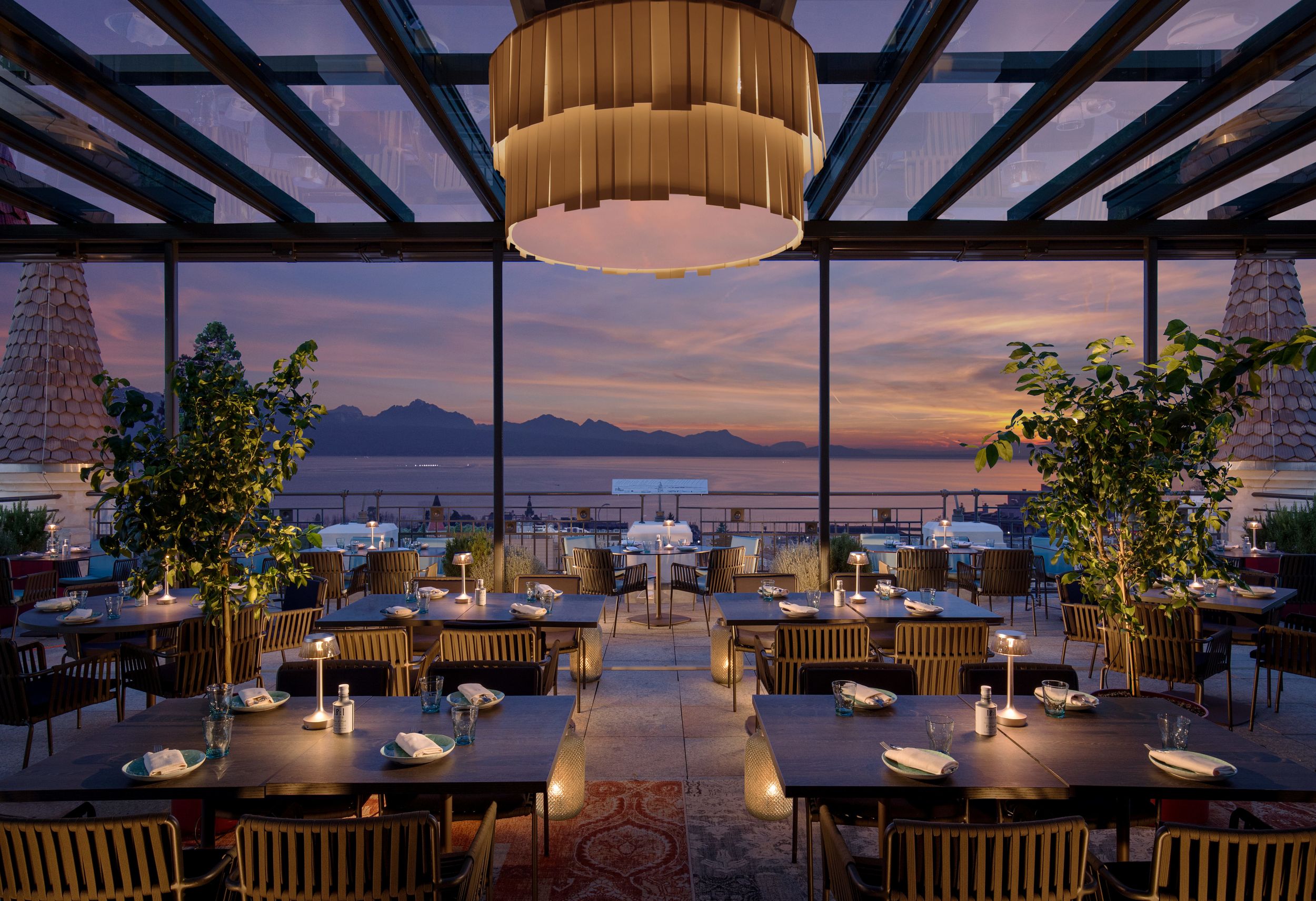 &copy; Sky Lounge Royal Savoy