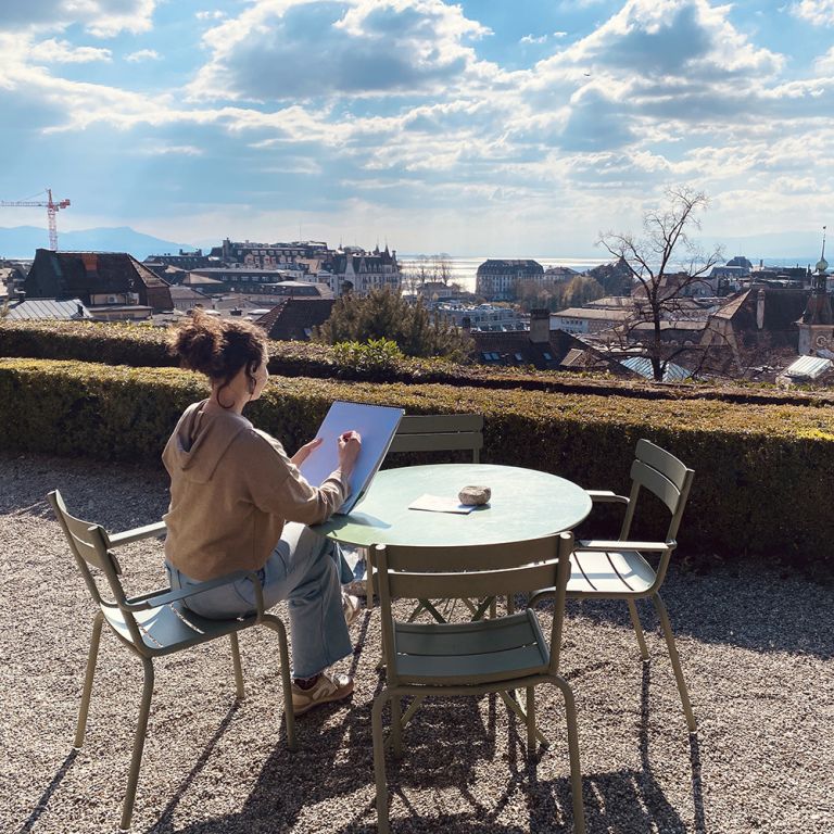 Dessin dans le jardin du musée avec Isabelle Schiper